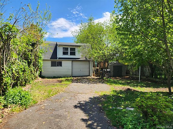 3rd image of 839 Fullerton Avenue