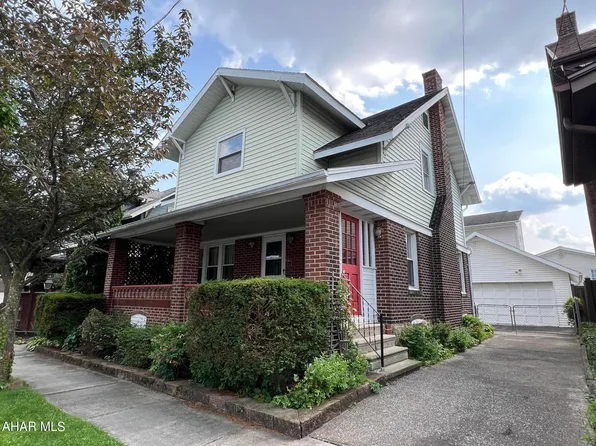 915 27th St, Altoona, PA 16601