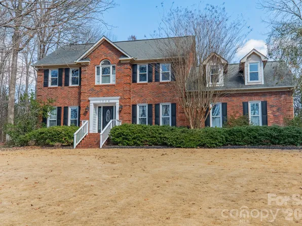 1356 Woodhurst Dr, Rock Hill, SC 29732