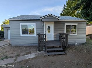 1306 W Washington Ave, Union Gap, WA 98903