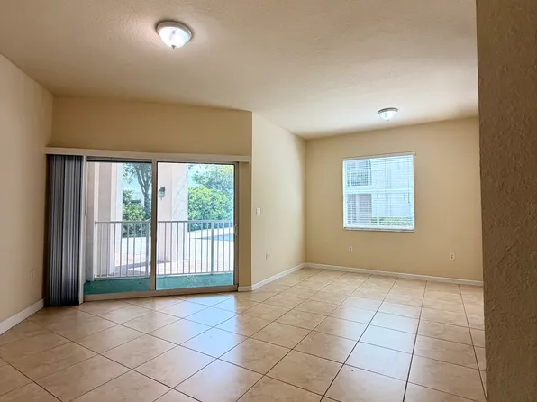 11603 NW 89th St APT 109, Doral, FL 33178