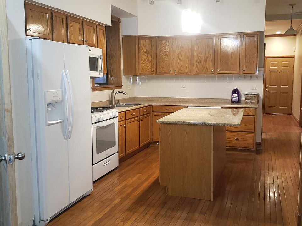 1st image of 2033 N Kimball Ave Rear 1