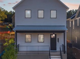 2047 E Little Crew Dr, Fayetteville, AR 72703