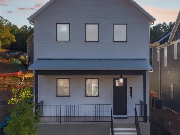 2047 E Little Crew Dr, Fayetteville, AR 72703