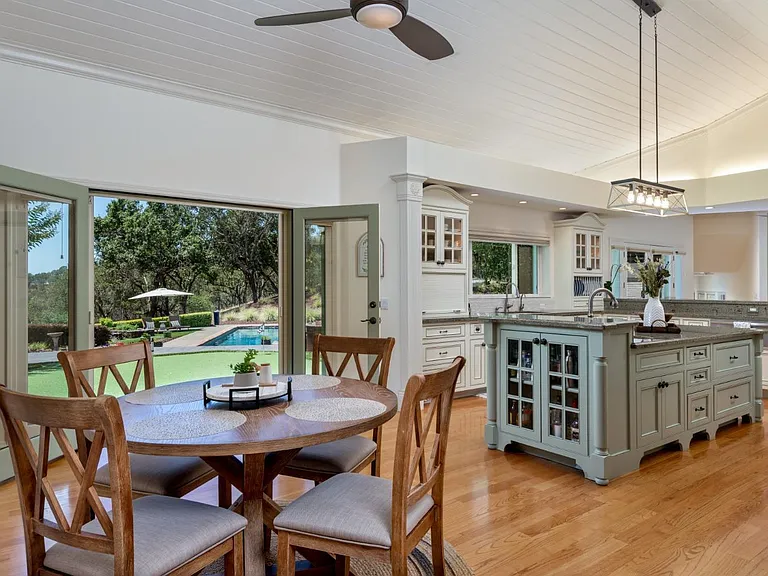 300 Shiloh Valley Ct — Photo 15