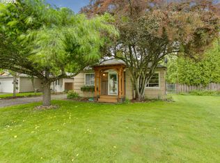 330 SE Linden Ct, Gresham, OR 97080