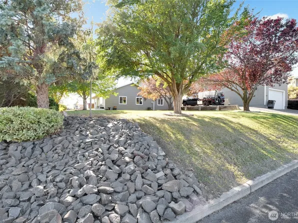 1411 D Street SW, Ephrata, WA 98823