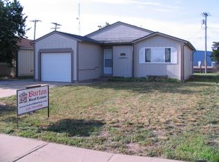 5827 Eisenhower Ave, Great Bend, KS 67530