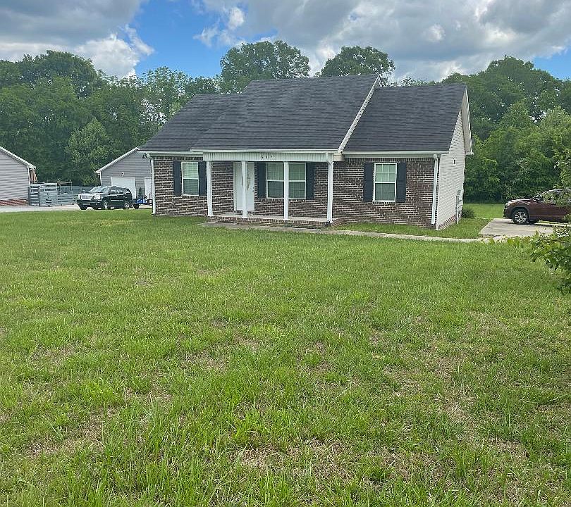 1st image of 815 White Rd