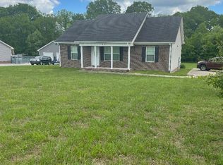 815 White Rd, Portland, TN 37148