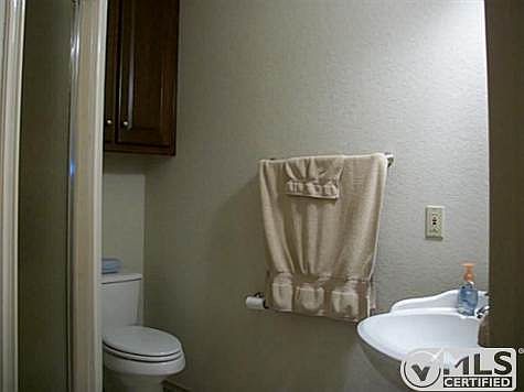 3rd image of 126 Puritan Ct