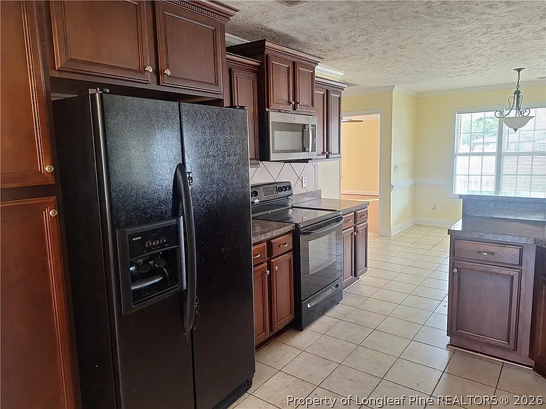 1941 Abbeydale Ln — Photo 9