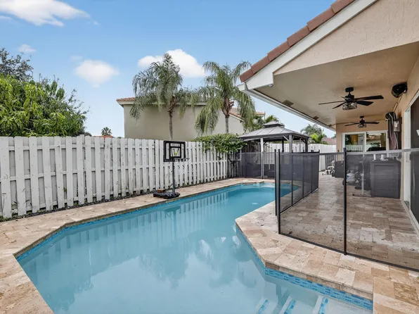 1051 NW 124th Ter, Sunrise, FL 33323