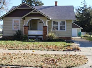 725 S 10th St, Salina, KS 67401