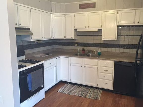 4th image of 3329 W 78th Ave
