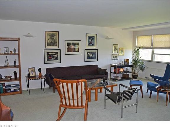 5th image of 13800 Shaker Blvd APT 1002
