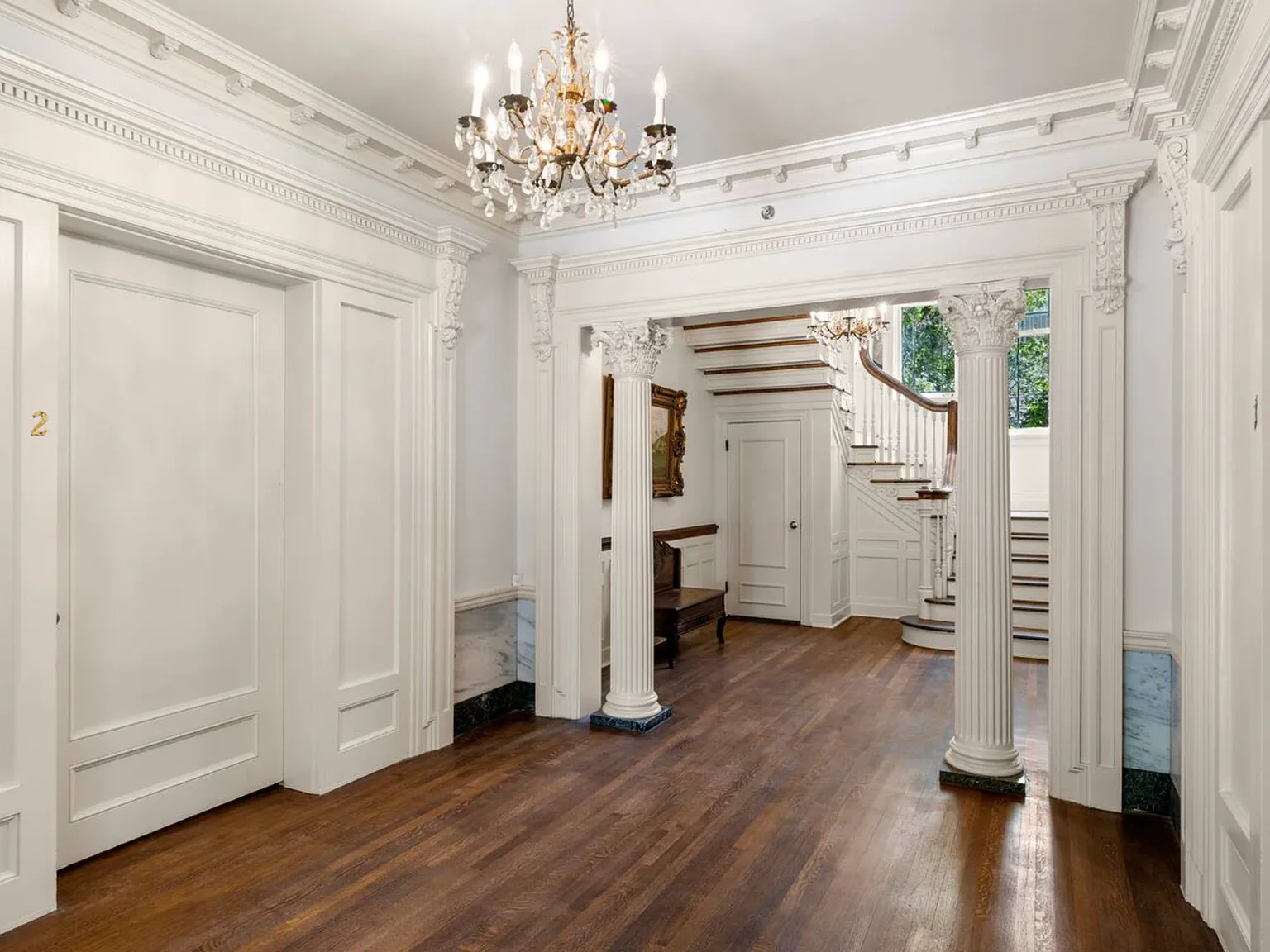 Bristol Manor — Photo 2