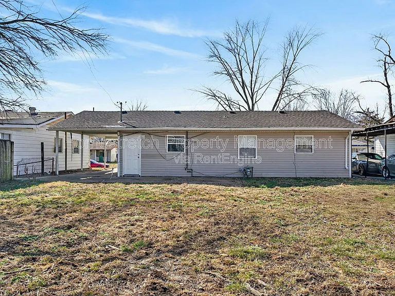 811 Saint Thomas Ln — Photo 22