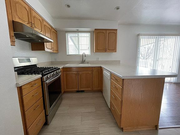 4th image of 5593 S Hew Wood Dr