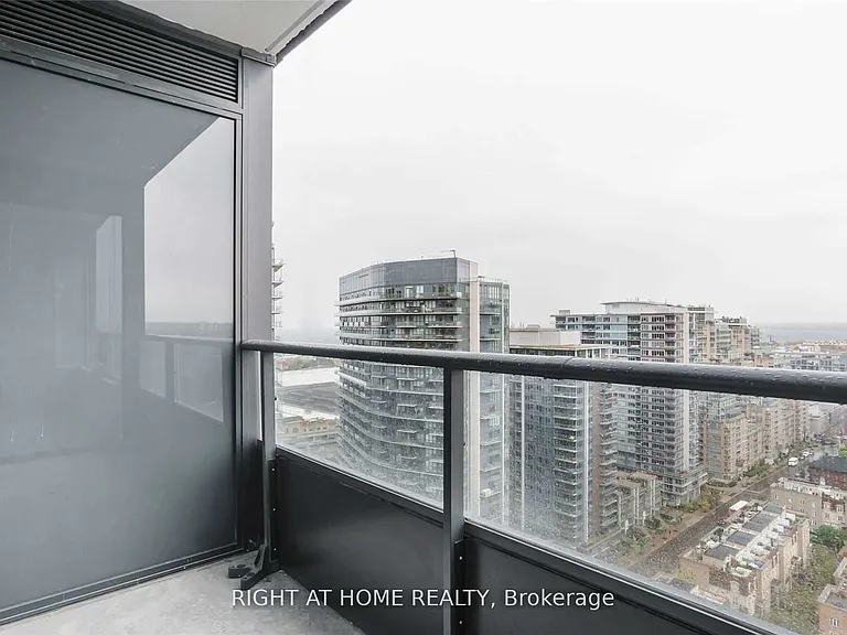 19 Western Battery Rd #2616 — Photo 13