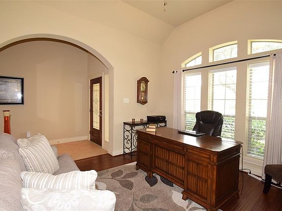 5th image of 13601 Rainwater Dr