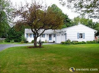 625 Apple Grove Cir, Webster, NY 14580