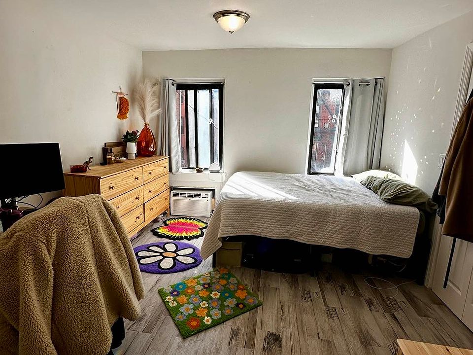 1st image of 345 E 9th St #4L