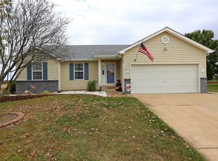 1257 Pinnacle Pointe Dr, Dardenne Prairie, MO 63368