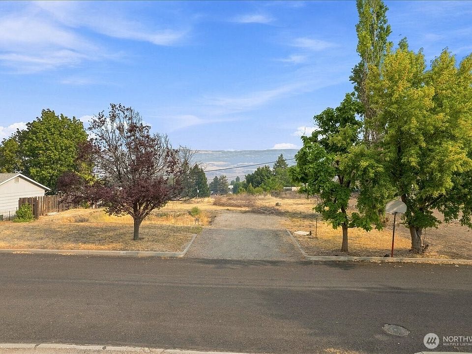 1st image of 63 Diamond Street