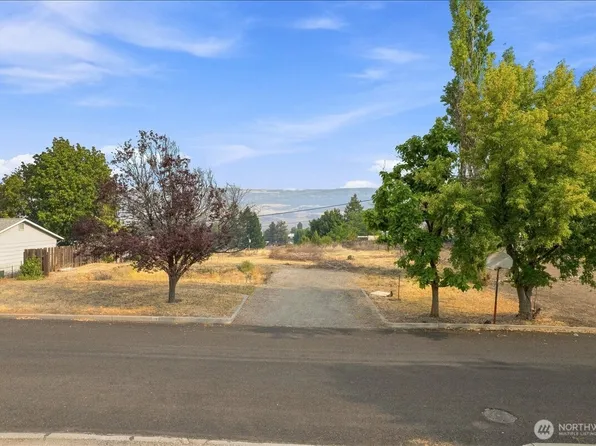 63 Diamond Street, Electric City, WA 99123