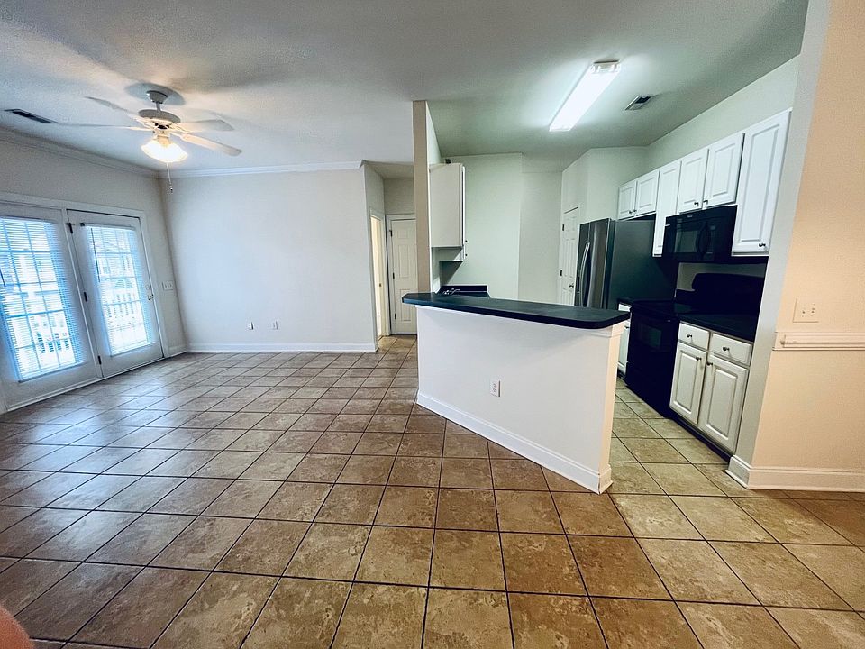 living room-kitchen_10262022