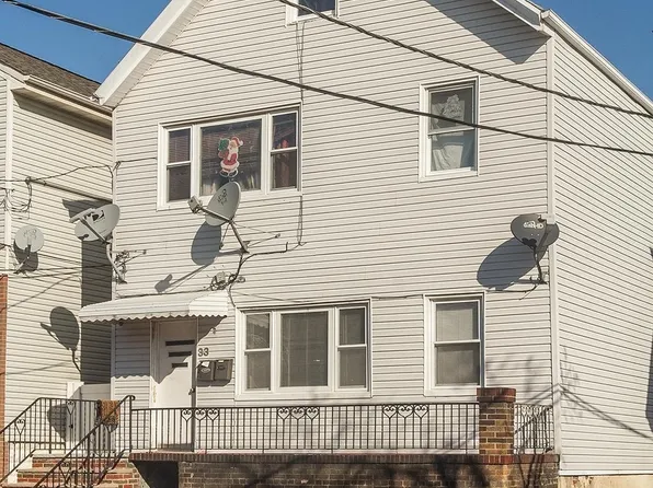 33 W 24th St, Bayonne, NJ 07002