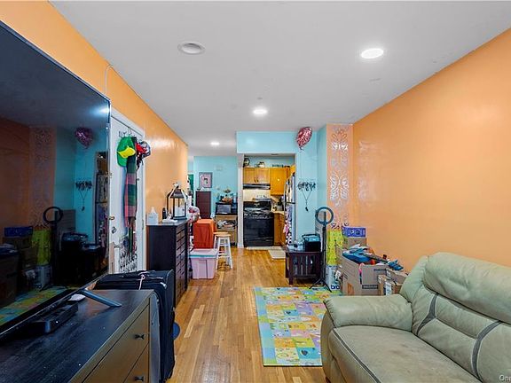 5th image of 656A E 232nd St APT 2B
