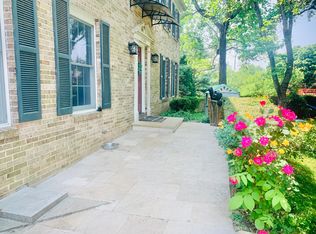 1163 Kettle Pond Ln, Great Falls, VA 22066