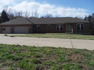 126 Echo Lake Cir, Byrnes Mill, MO 63025