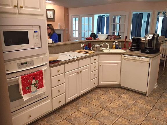 2nd image of 7428 Pine Lake Dr