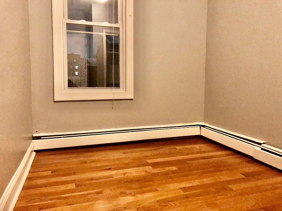 2nd image of 46 E 14th St APT 2-Q