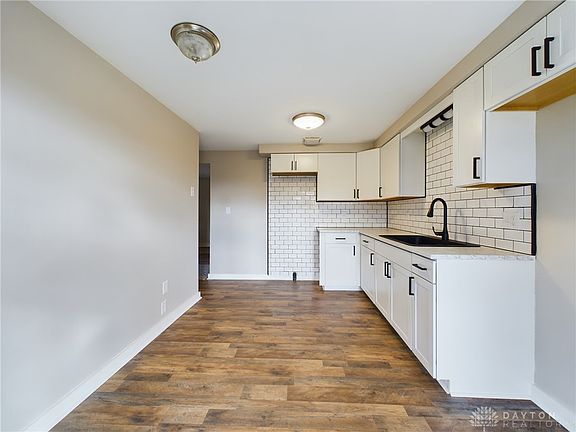 4th image of 1064 Donald Dr
