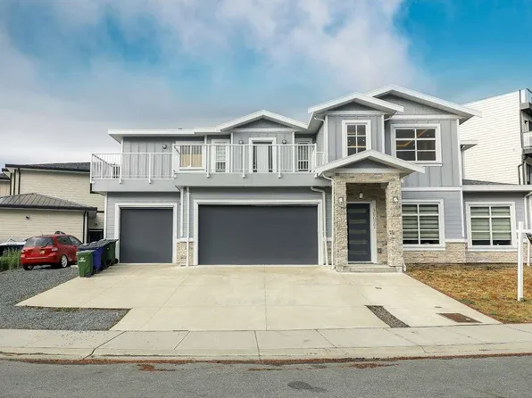 46077 Crestview Dr, Chilliwack, BC V2R 6G4