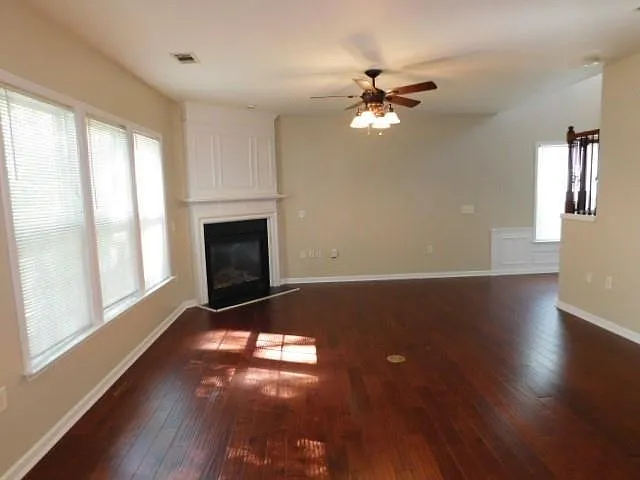 3286 Welmingham Dr SW — Photo 3