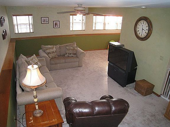 2nd image of 2871 Hillsboro Ln
