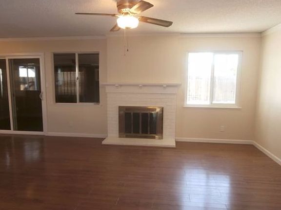 4th image of 4206 Painter Way