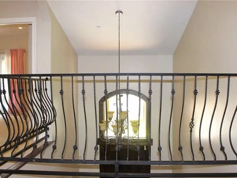 507 Grove Pl — Photo 18