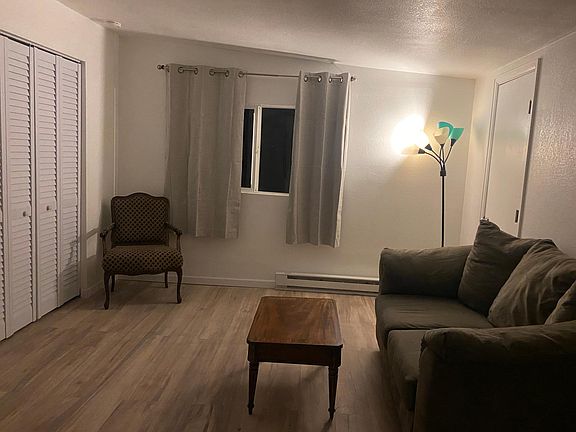 5th image of 1009 Norwood Ave #B