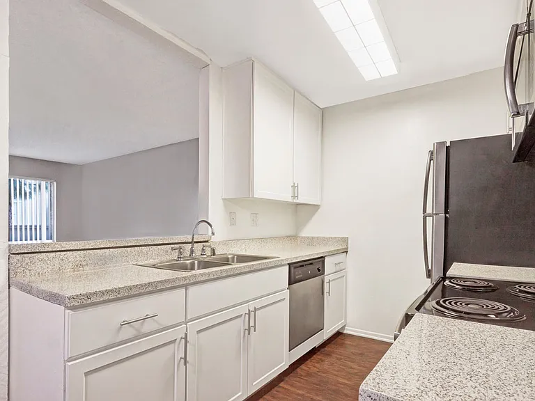 Olive Ridge Apartments — Photo 11