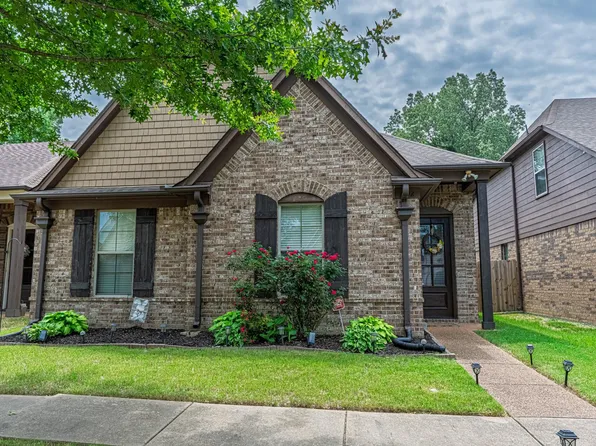 1936 S Bend Dr, Cordova, TN 38016