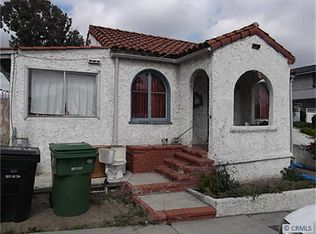 864 W Summerland Ave, San Pedro, CA 90731