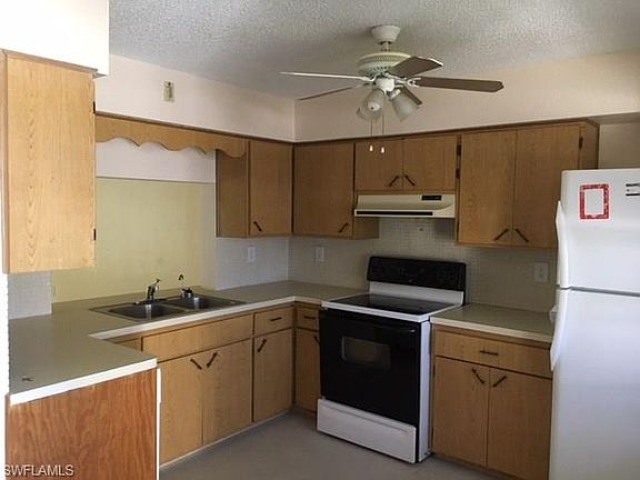 2nd image of 545 SE 5th Ave