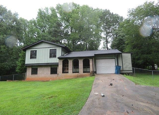 1st image of 2899 Carol Ct