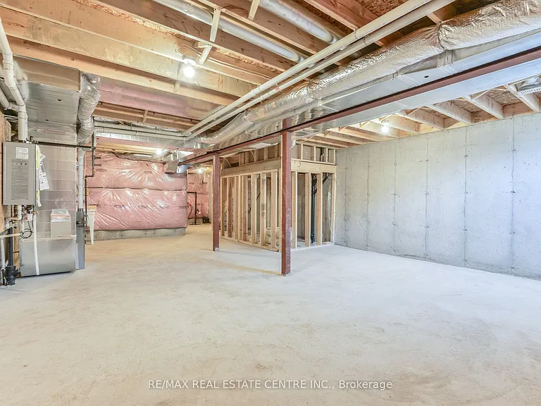 44 Cittadella Blvd — Photo 25